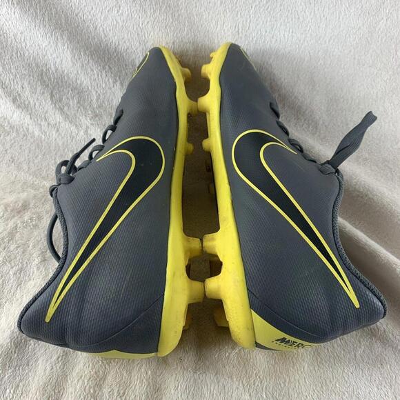 Nike Jr Mercurial Vapor 12 Club Soccer Cleats AH7350-070 Dark Grey Sz 6Y Shoes - Picture 6 of 9